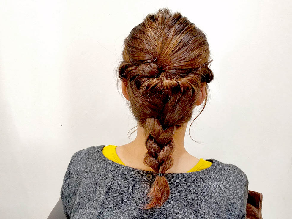 オシャレなのに実はカンタン！？パーティーにもおすすめのヘアアレンジ