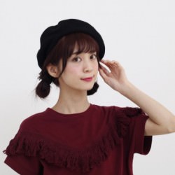 『黒い十人の女』のトリンドル玲奈みたいにかわいく!ベレー帽でヘアアレンジ ヘアアレンジ ロングヘア