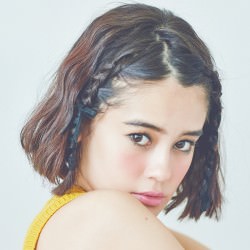 革ひも×裏あみこみ ヘアアレンジ ショートヘア