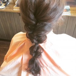 平愛梨風“編みこみくるりんぱ” ヘアアレンジ ロングヘア