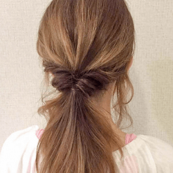 優香さんみたいな大人女子になれる！シンプルな一つ結び　ヘアアレンジ　ミディアムヘア