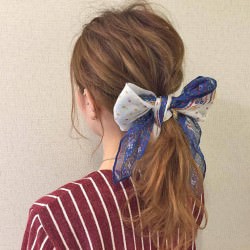 スカーフ一枚でできる！石原さとみ風ポニーテール　ヘアアレンジ　ロングヘア