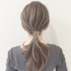 クル巻き×ピン遊びでこなれ感たっぷりなポニーテール♪　ヘアアレンジ　ロングヘア