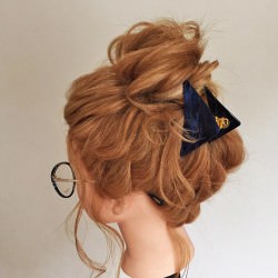 5分で出来る♪360度どこから見てもカワイイこなれお団子ヘアアレンジ　ヘアアレンジ　ロングヘア