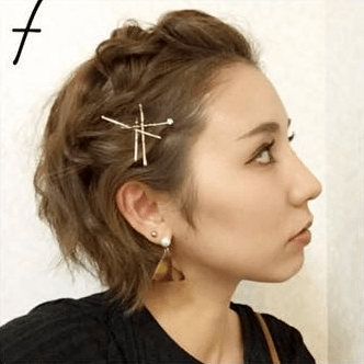 ウェーブヘアでねじりアレンジ♪7