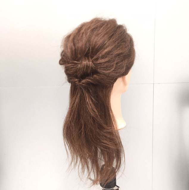 ノットヘアーを使って♪大人カワイイ横結び2