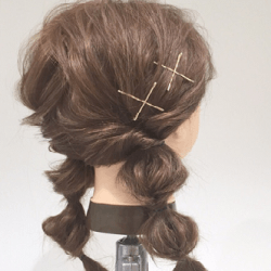 連続くるりんぱでキュートな玉ねぎヘア♪ ヘアアレンジ ミディアムヘア