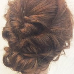 女子度100%なゆるふわアップヘア♪ ヘアアレンジ ミディアムヘア