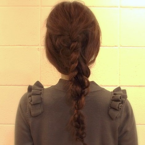 春にぴったり!ヘアアクセが映えるダウンアレンジ5