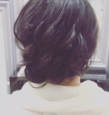 黒髪でゆるふわに決める！上品なヘアアレンジ☆5