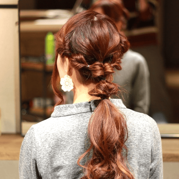 くるりんぱを応用したポニテでありきたりヘアは卒業☆TOP