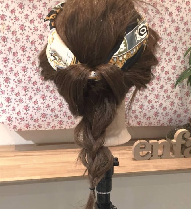 春の華やかコーデにぴったり!スカーフ×シニヨンアレンジ☆6