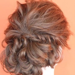 顔周りスッキリ!ルーズアップアレンジ☆ ヘアアレンジ ロングヘア