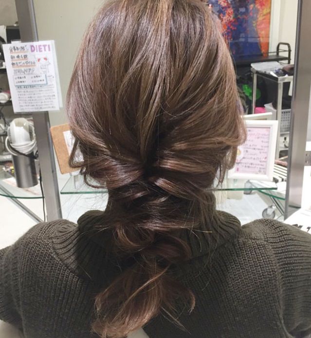 くるりんぱで簡単ヘアアレンジ！お手軽ポニーテール☆5