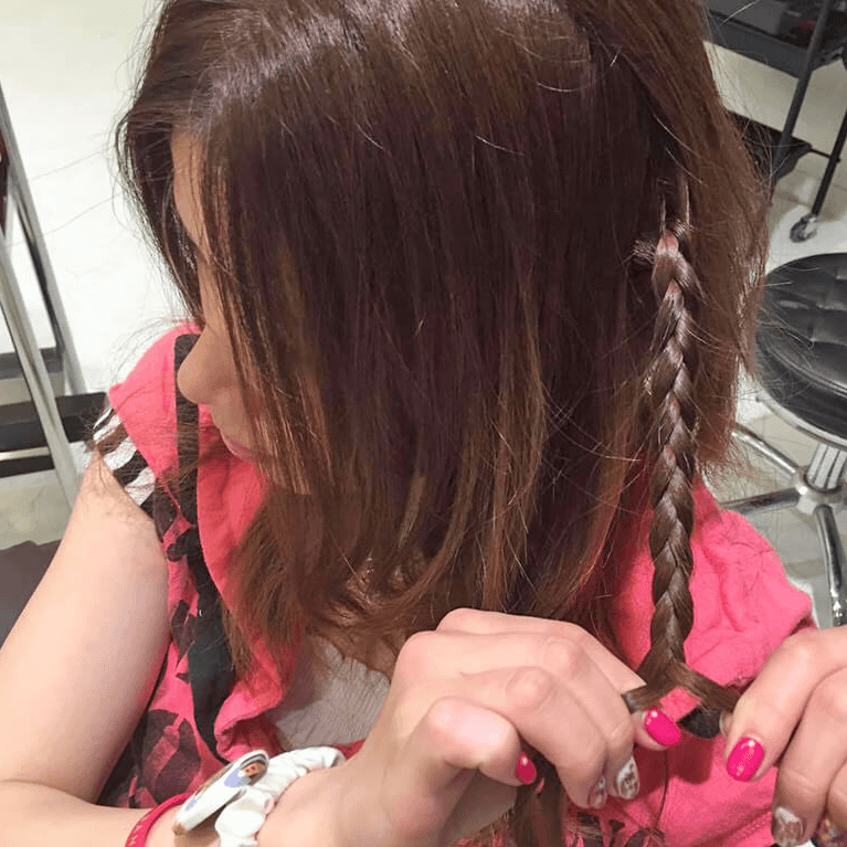 細三つ編みカチューシャでボヘアミアンスタイル☆2