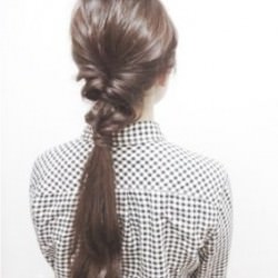 シンプルな工程で作れる大人可愛いポニーテール☆　ヘアアレンジ　ロングヘア