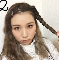 清潔感あふれる三つ編みを使ったお嬢様風ハーフアップアレンジ♪2