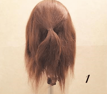 天然パーマさんでも綺麗に仕上がる 編み込みアレンジ ヘアレシピ 頭美人