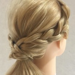 ゆるふわ♪三つ編みローポニーテール　ヘアアレンジ　ロングヘア