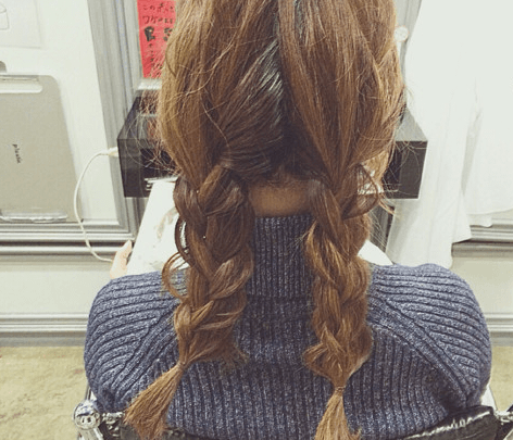 トレンドのルーズ感をヘアスタイルにも♪まとめ髪アレンジ3