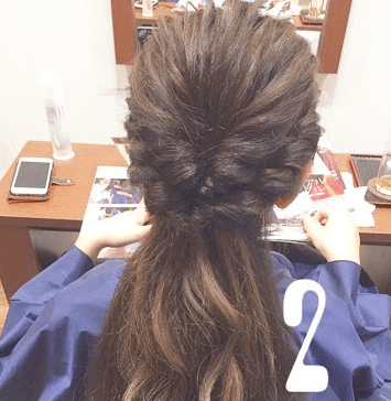 結婚式にオススメなこなれ編み込みヘアー2