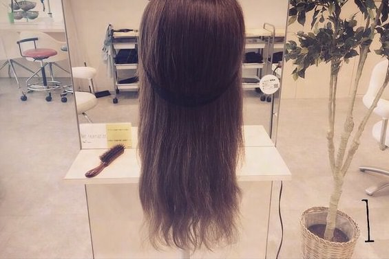 夏のデートにおすすめ 可愛いけど大人っぽいカチューシャまとめ髪 ヘアレシピ 頭美人