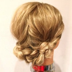 崩れにくい!くるりんぱ×三つ編みでまとめ髪 ヘアアレンジ ロングヘア