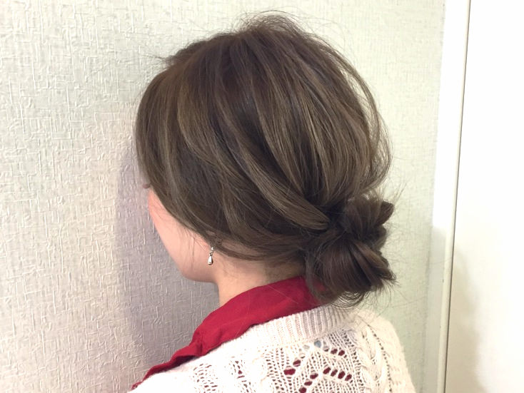 湿気対策にオススメ！うねりを抑えるヘアアレンジ4