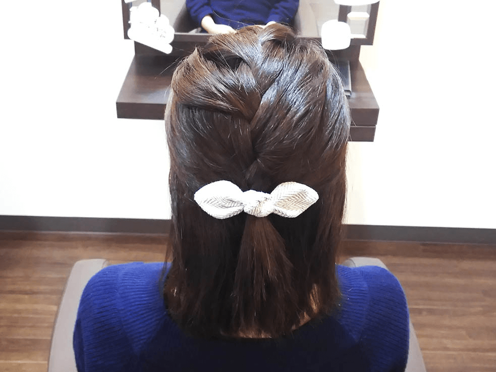 伸ばしかけヘアに使える♪お手軽編み込みハーフアップ6