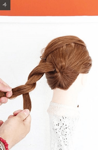 ４シンプルかつ個性的！簡単アップスタイル