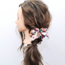 アレンジ初心者さんにも！こなれ感あるねじりヘア♪　ヘアアレンジ　ロングヘア