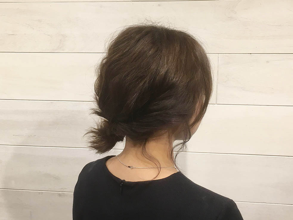 あえて無造作に！メッシーバン風簡単アレンジ6