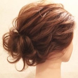 ふんわりシニヨンの爽やか美女ヘア♪　ヘアアレンジ　ミディアムヘア