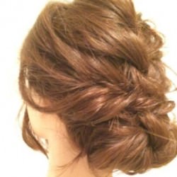 ゆるふわ編み込みルーズアップ ヘアアレンジ ロングヘア