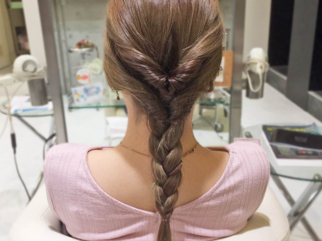 初心者向け簡単ヘアアップアレンジ☆4