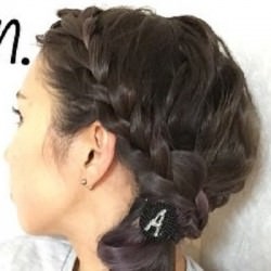 波ウェーブ×編み込みサイドお団子　ヘアアレンジ　ミディアムヘア