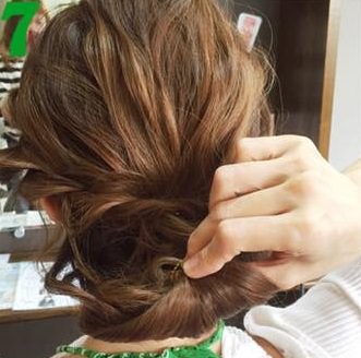 ミディアムヘアでもできる！ギブソンタック風こなれアレンジ7