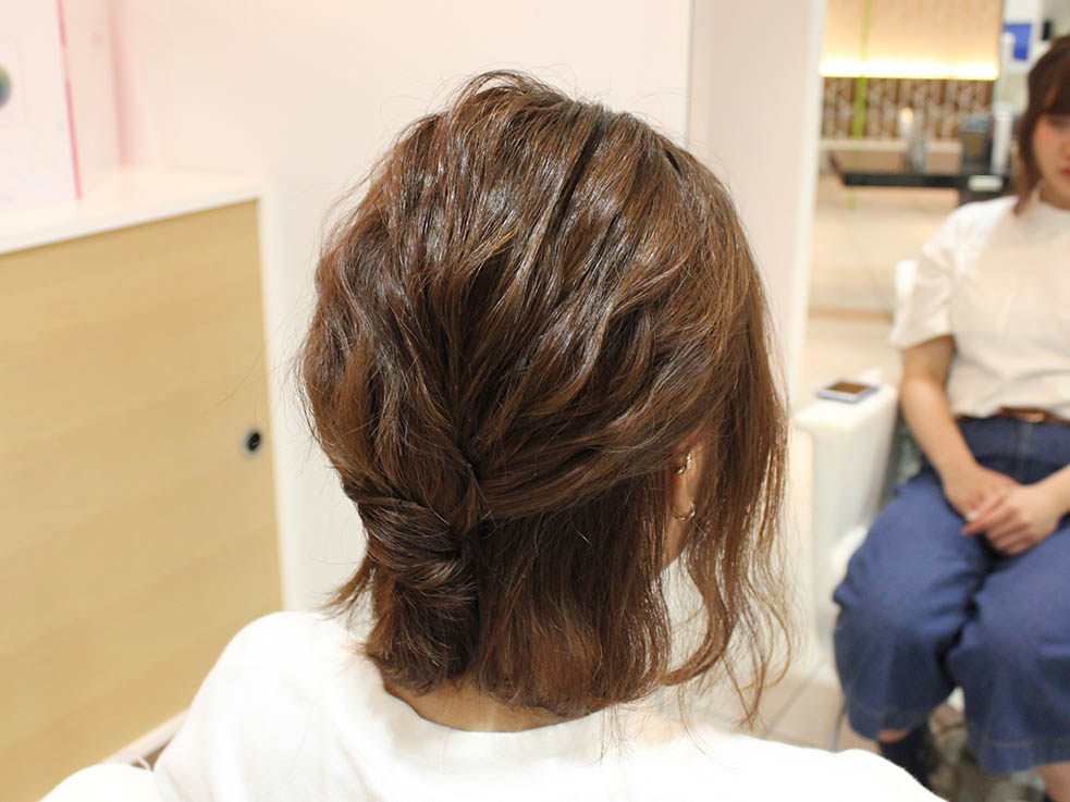 超簡単なこなれヘアー☆ボブのハーフアップヘアアレンジ7