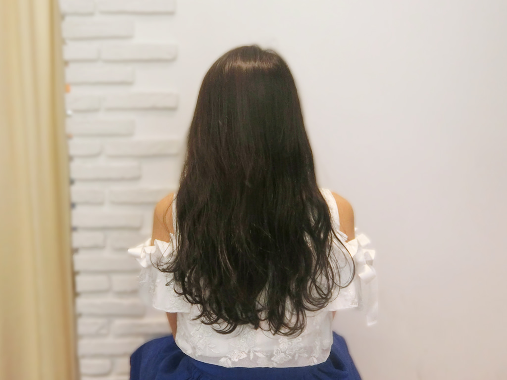 三つ編みをプラス！簡単ポニーテールヘアアレンジ2