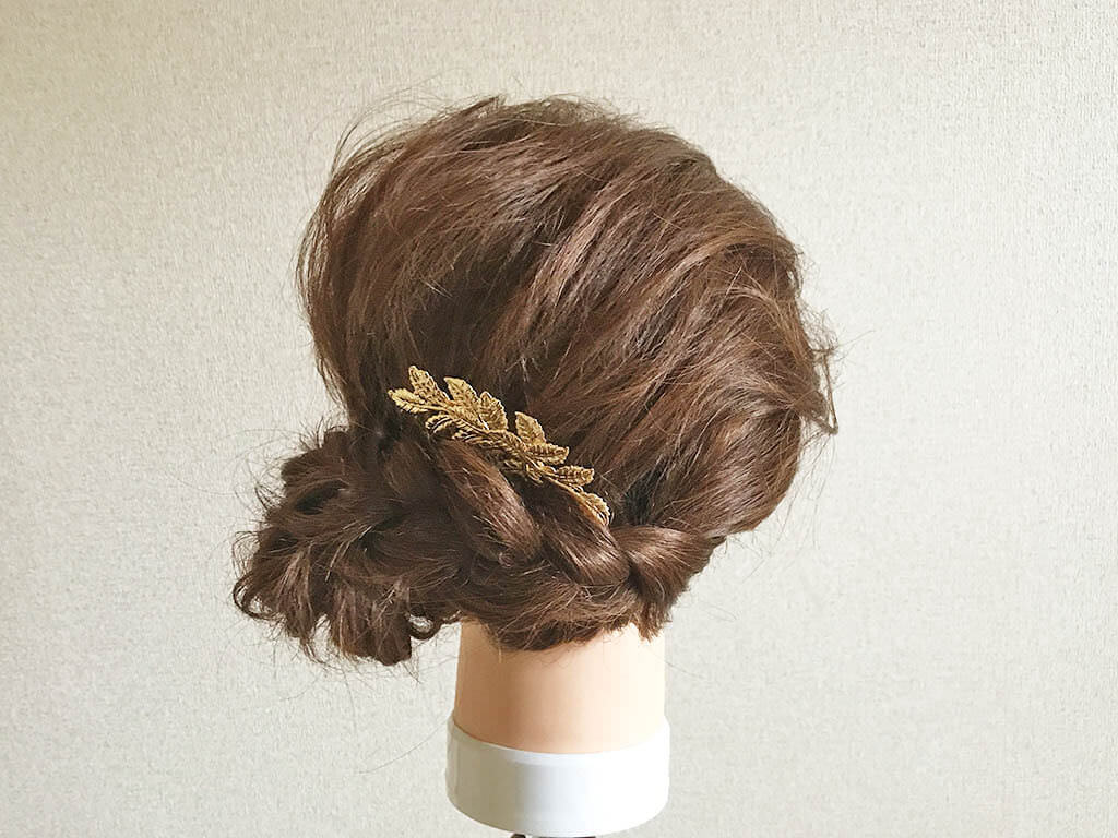 しとやかシニヨンヘアの作り方☆10