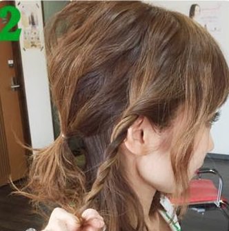 ミディアムヘアでもできる！ギブソンタック風こなれアレンジ2