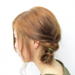 カジュアルに決まる☆ツインお団子　ヘアアレンジ　ミディアムヘア