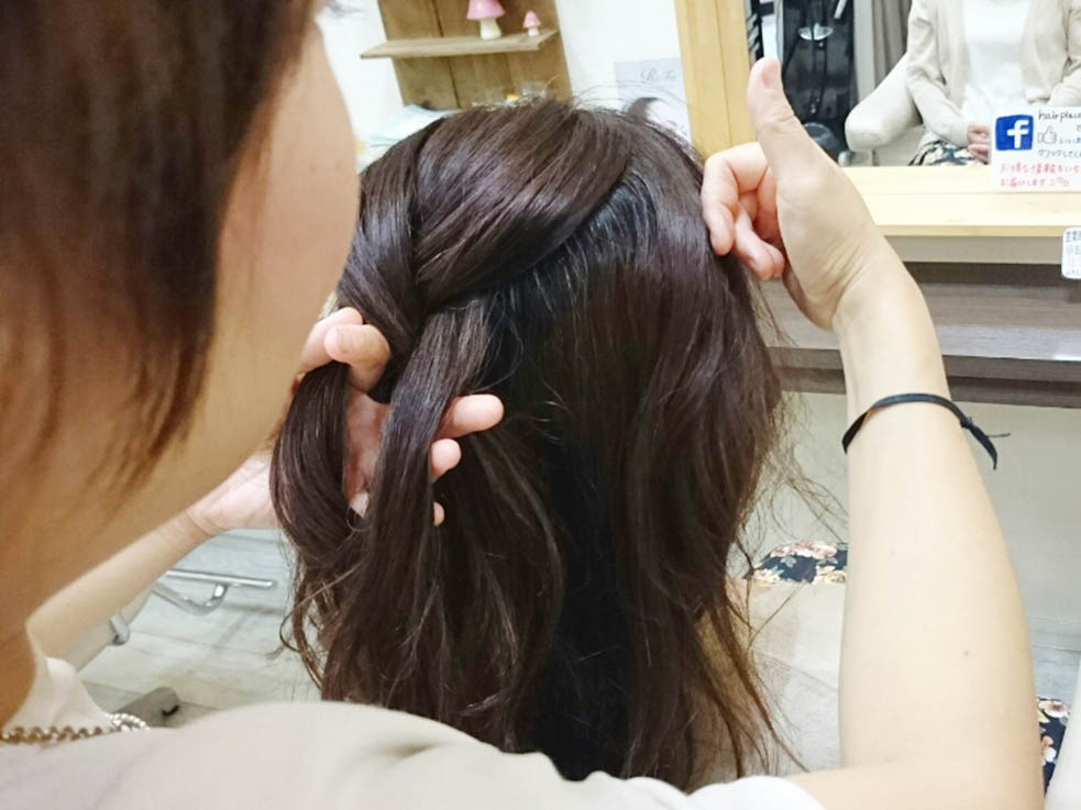 ポニーアレンジスティックで作るほっこり可愛いローポニテ2