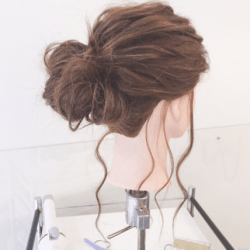 かんたん今風！無造作おだんご　ヘアアレンジ　ロングヘア