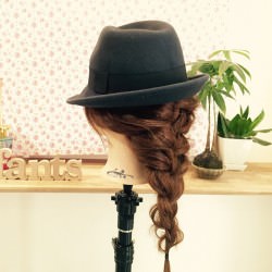 編み込みじゃない!「エビ編み」で作るヘアアレンジ ヘアアレンジ ロングヘア