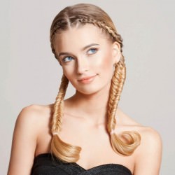 レパートリーがぐっと増える♪フィッシュボーンのやり方とポイント ヘアアレンジ ロングヘア