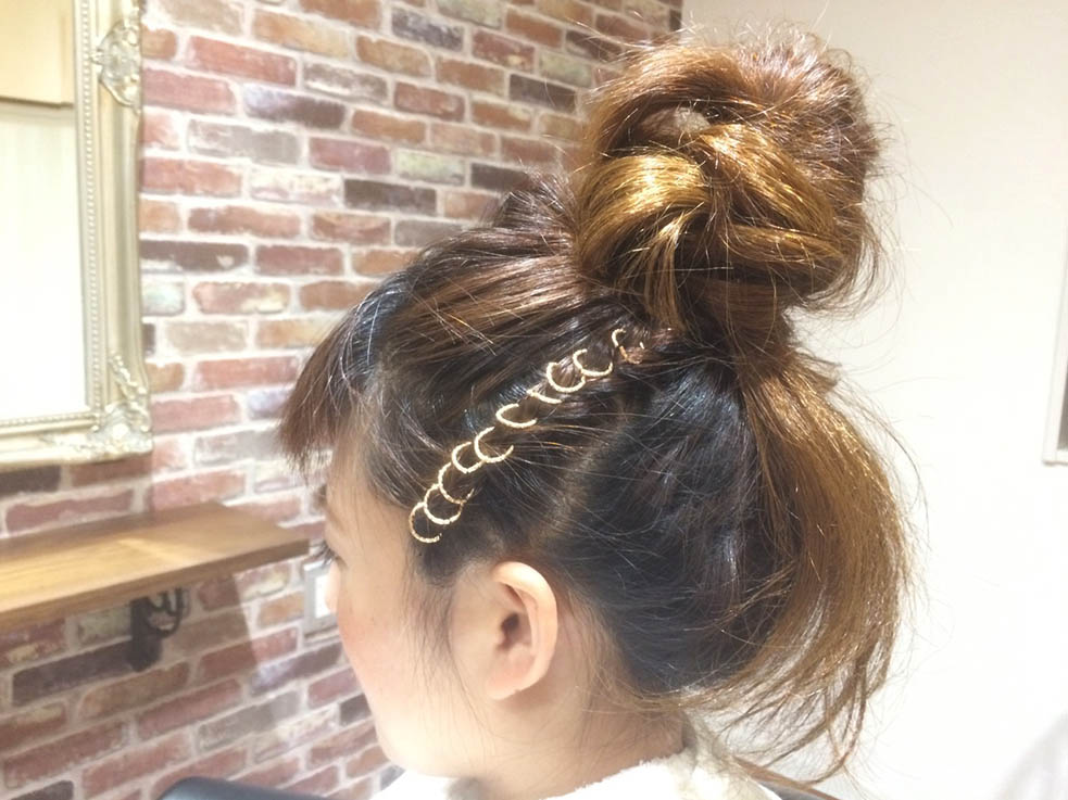 「ヘアリング」を使ってこなれお団子