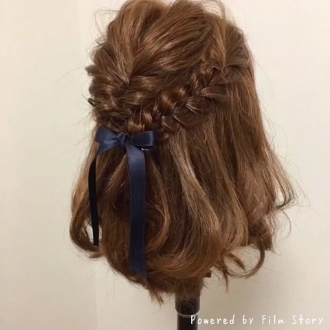 三つ編みで可憐なハーフアップアレンジ ヘアレシピ 頭美人