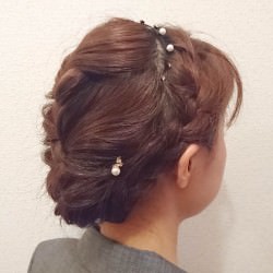コテ無しで!シンプルアップヘア ヘアアレンジ ミディアムヘア