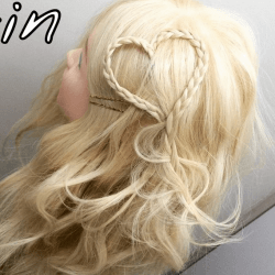 可愛らしさ満点♡ハート型三つ編み ヘアアレンジ ロングヘア